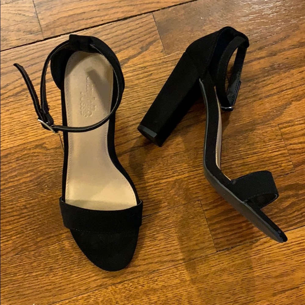 Charlotte russe Block heel sandals size 7